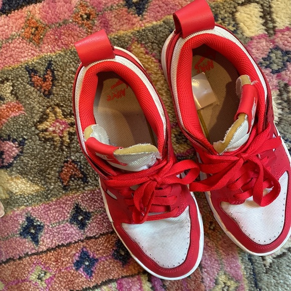 2021 Women’s Dunk Low Disrupt Siren Red - Picture 4 of 6